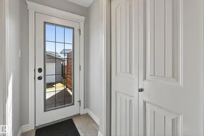 Interior photo 4 of 147 SUMMERWOOD DR