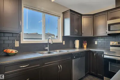Interior photo 2 of 355 SECORD BV NW