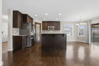 Interior photo 4 of 