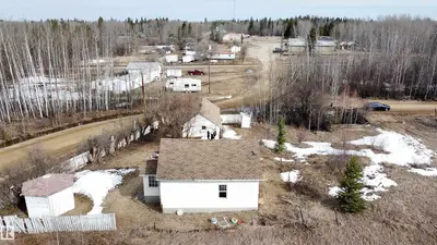 Interior photo 1 of 173035 Twp Rd 653