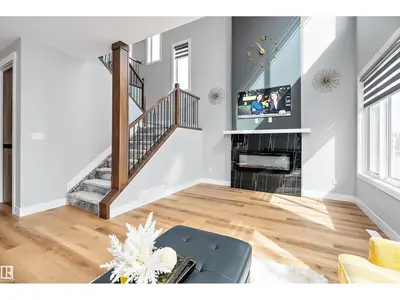 Interior photo 1 of 