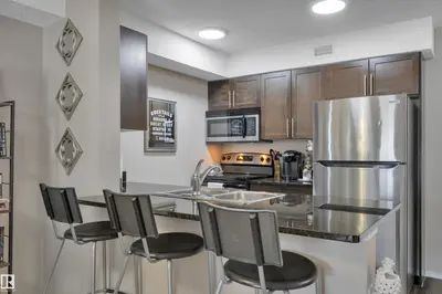 Interior photo 2 of #208 11820 22 AV SW