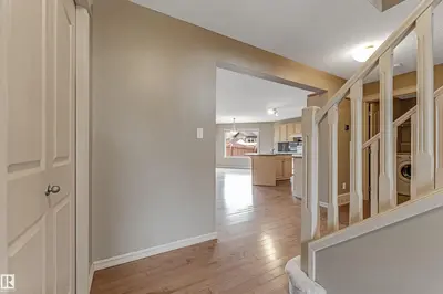 Interior photo 3 of 1431 HODGSON WAY NW