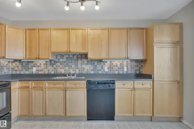 Interior photo 3 of 15 SOUTHWICK POINT