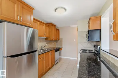 Interior photo 4 of #204 10720 84 AV NW