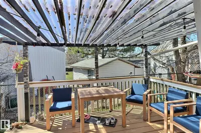 Interior photo 1 of 602 Evergreen PA NW