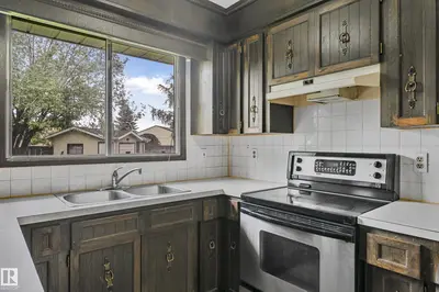 Interior photo 2 of 12254 143 AV NW