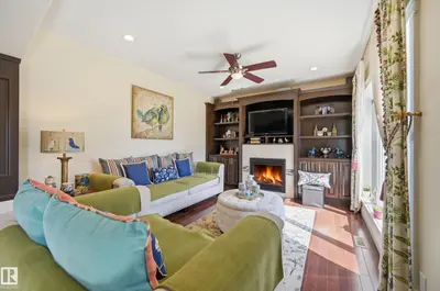 Interior photo 3 of 3105 65 ST