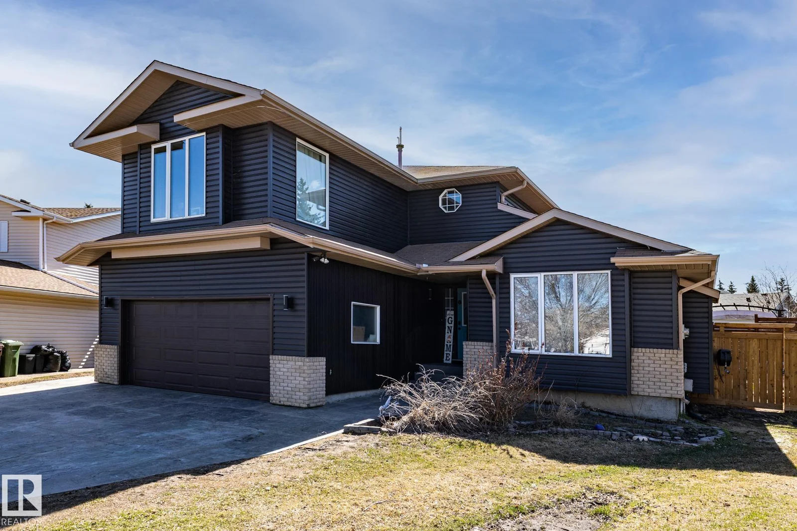 7 DOOLAN PL, St. Albert - 8 bedroom Detached Single Family for sale