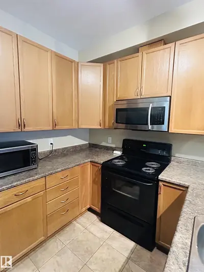 Interior photo 2 of #214 4304 139 AV NW