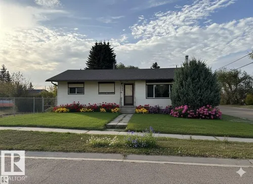 4840 50 ST, Gibbons - $309,000