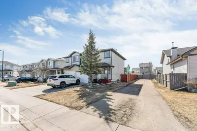 Interior photo 1 of 2317 27 AV NW