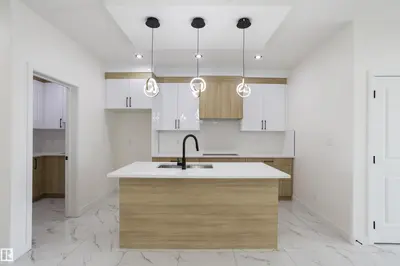 Interior photo 2 of 719 30 ST SW