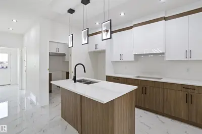 Interior photo 3 of 619 30 ST SW