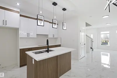 Interior photo 3 of 619 30 ST SW