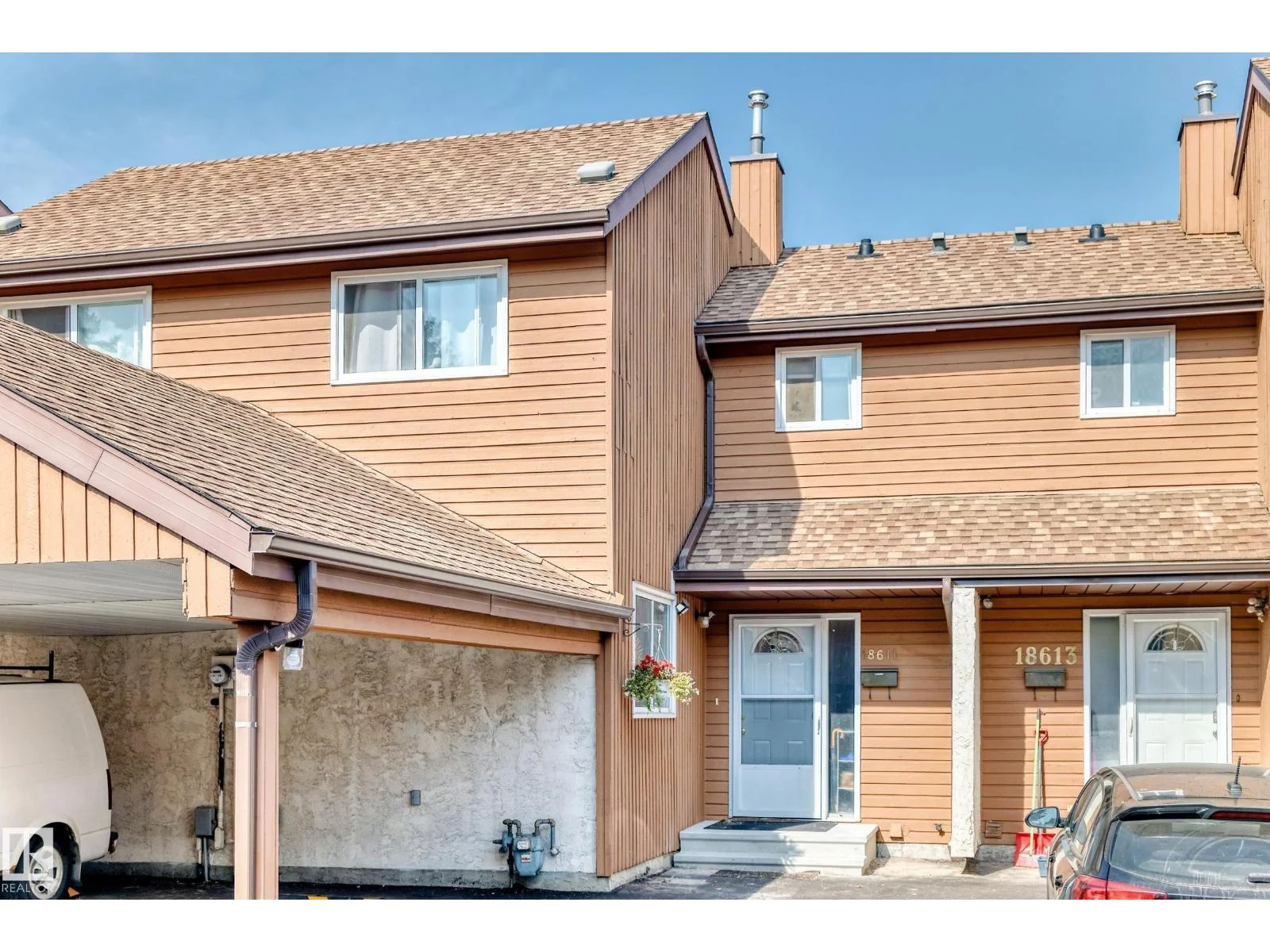 18611 66 AV NW, Edmonton