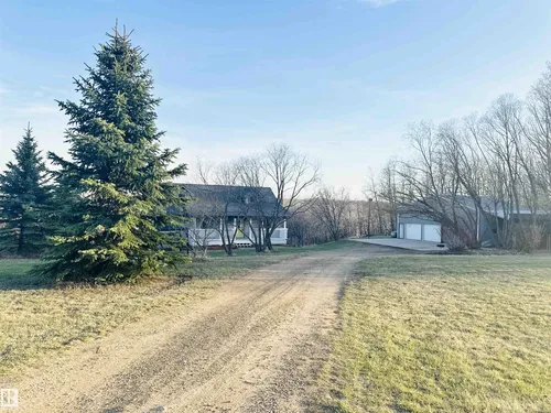 #45 255041 TWP ROAD 472, Rural Wetaskiwin County - $669,900