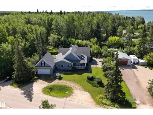 2A Silver Beach RD, Rural Wetaskiwin County - $889,000