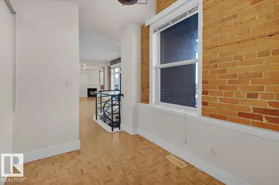 Interior photo 4 of #406 10728 82 AV NW