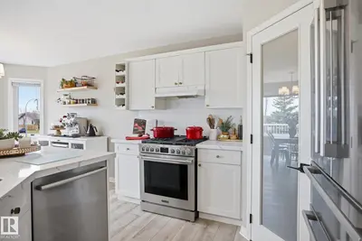 Interior photo 3 of 33 GRAYRIDGE CR