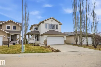 Interior photo 1 of 33 GRAYRIDGE CR