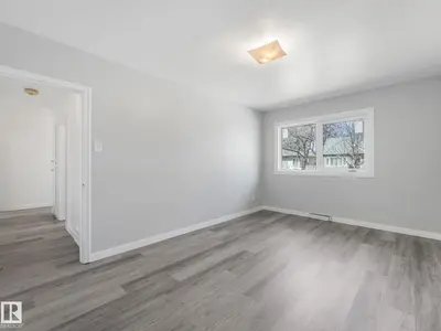Interior photo 4 of 11523 136 ST NW