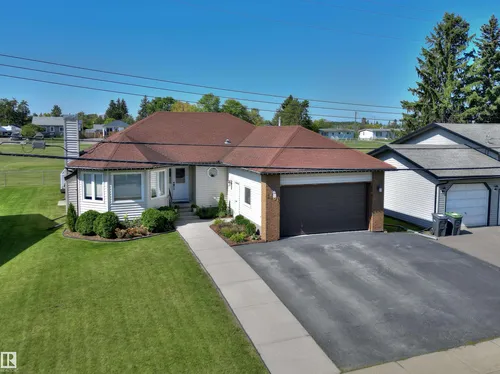 1401 7 ST, Cold Lake - $369,000