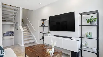 Interior photo 2 of #52 1304 RUTHERFORD RD SW