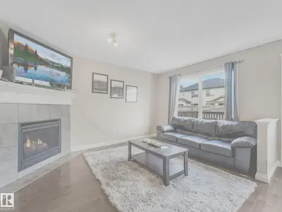 Interior photo 3 of 1135 177 ST SW