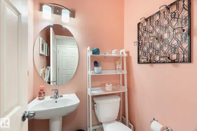 Interior photo 4 of 4320 PROWSE LINK LI SW