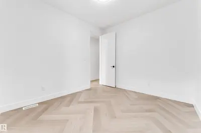 Interior photo 4 of 4006 35 ST
