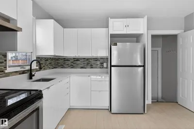 Interior photo 4 of 8722 112 AV NW
