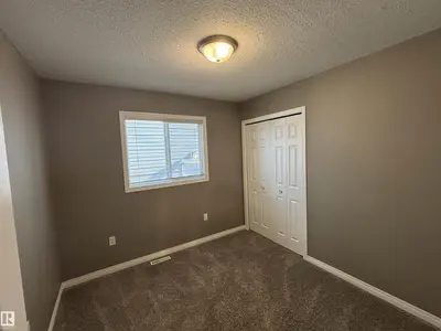 Interior photo 4 of 5041 45 ST