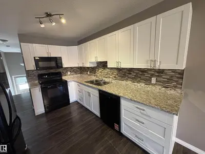 Interior photo 2 of 5041 45 ST
