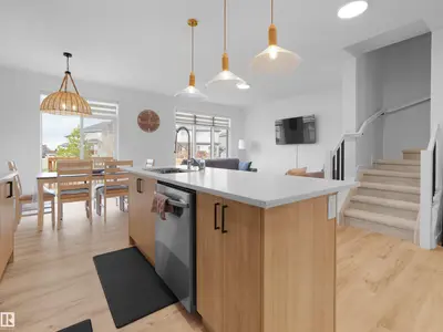 Interior photo 3 of 16252 19 AV SW