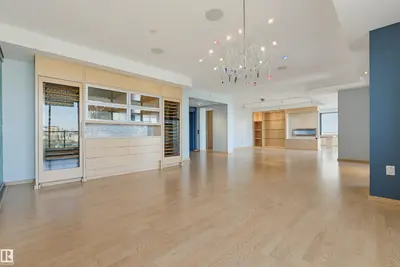 Interior photo 3 of #901 10035 SASKATCHEWAN DR NW
