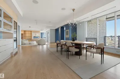 Interior photo 1 of #901 10035 SASKATCHEWAN DR NW