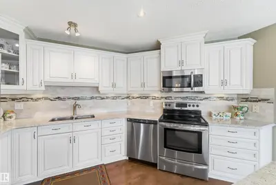 Interior photo 4 of #10 1130 Falconer RD NW NW