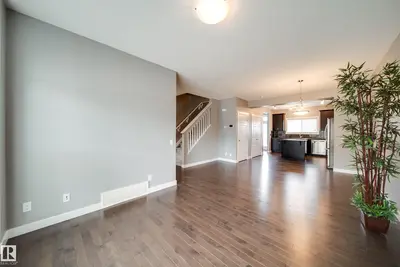 Interior photo 1 of 3112 PAISLEY RD SW