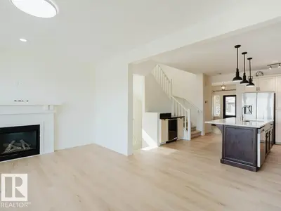 Interior photo 3 of 15867 11 AV SW