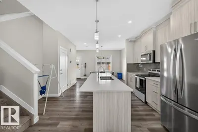 Interior photo 2 of 5052 CHAPPELLE RD SW