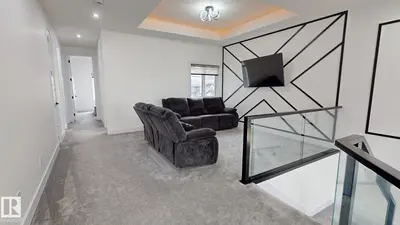 Interior photo 3 of 6227 19 ST NE