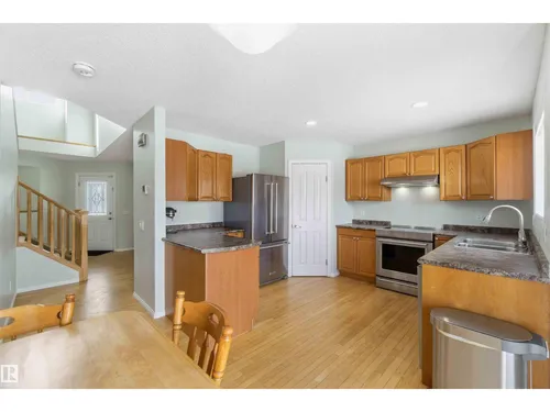 3937 51 ST, Gibbons - $584,900