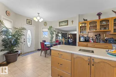 Interior photo 2 of 1414 7 AV