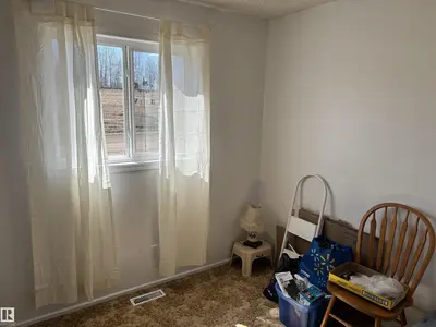 Interior photo 3 of 4824 49 AV