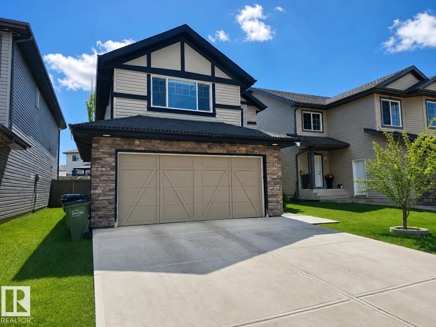 6811 19 AV SW, Edmonton - 3 bedroom Detached Single Family for sale
