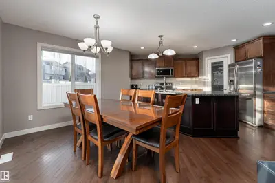 Interior photo 4 of 6811 19 AV SW