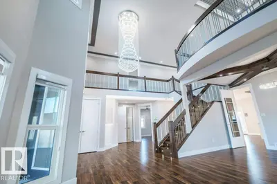 Interior photo 2 of 4408 39 ST