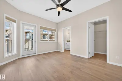 Interior photo 2 of #222 4304 139 AV NW
