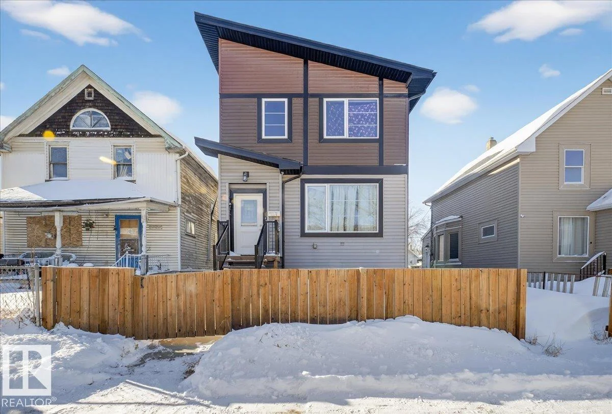 #1 11616 82 ST NW, Edmonton - 5 bedroom Duplex for sale